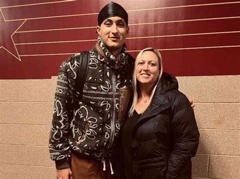 kyle kuzma mom.